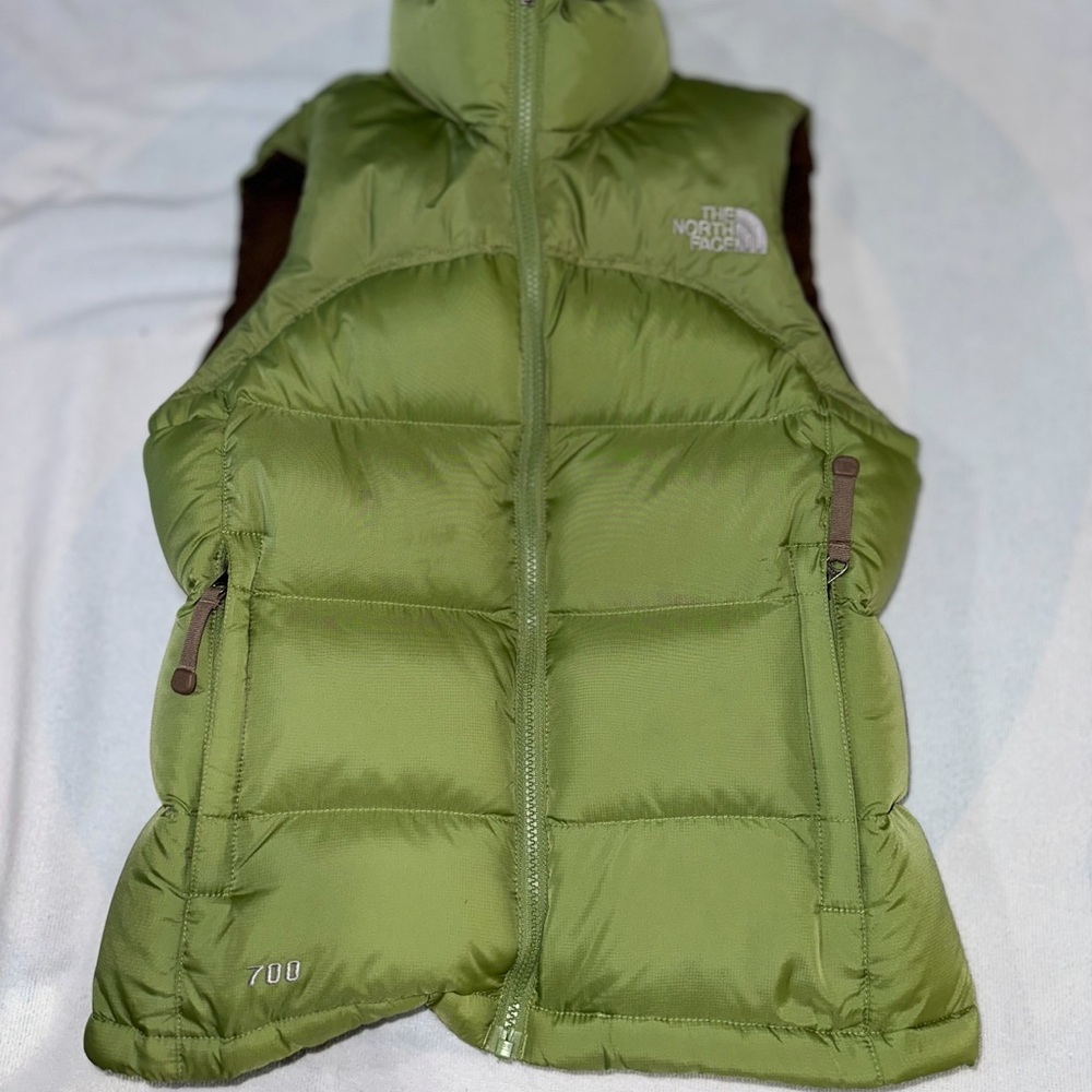 The North Face womens medium 700 down filled vest, green